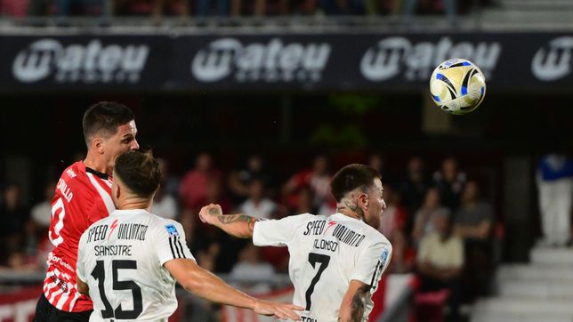 estudiantes pego en el momento justo y vencio a riestra en uno