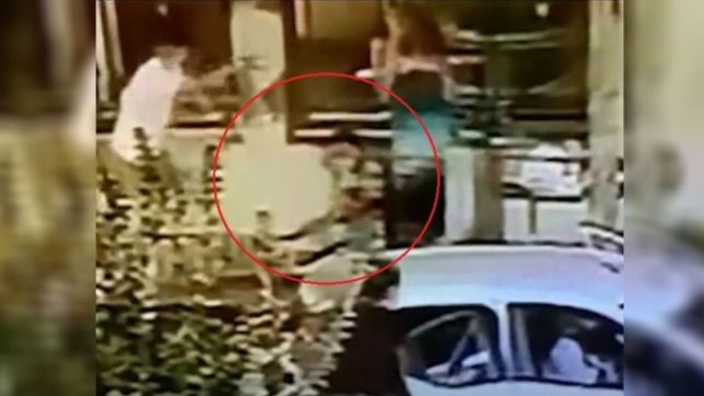 video: balearon a quemarropa a un hombre a la salida de un cajero