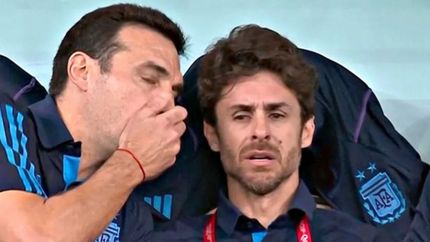 VIDEO: La emocionante reacción de Pablo Aimar y Scaloni tras el gol de Messi
