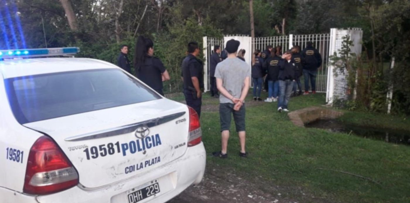 1537874433442.jpeg?oh=774&width=998&height=499&rotate=0&scaleX=1&scaleY=1&ow=1032&x=15&y=101&&cw=1920&ch=950