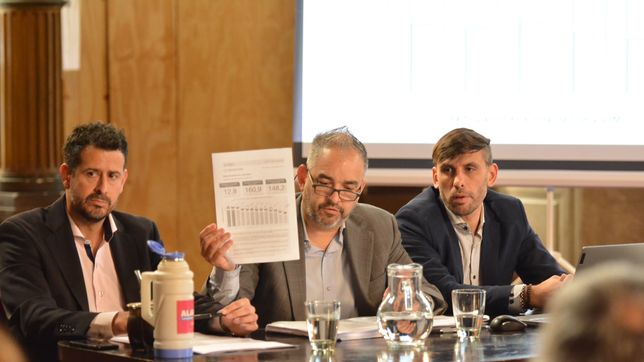 reunion clave entre el gobierno de alak y concejales de la oposicion por la suba de tasas