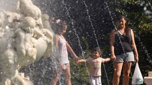 domingo de sol a pleno y alta temperatura en la plata ¿hasta cuando durara?