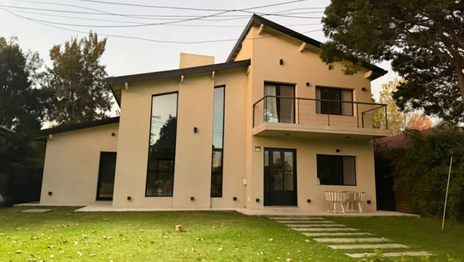 El contratista de Manuel Adorni sumó documentación a la Justicia sobre la casa de Indio Cuá El contratista de Manuel Adorni sumó documentación a la Justicia sobre la casa de Indio Cuá