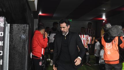 El noble gesto que tuvo Domínguez con un jugador del Pincha tras arrepentirse de un cambio