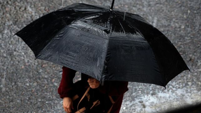 el finde cierra fresco y humedo: ¿se vienen las lluvias en la semana?