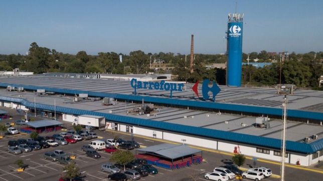 estaba con libertad condicional, fue a carrefour a robarse una campera y lo detuvieron