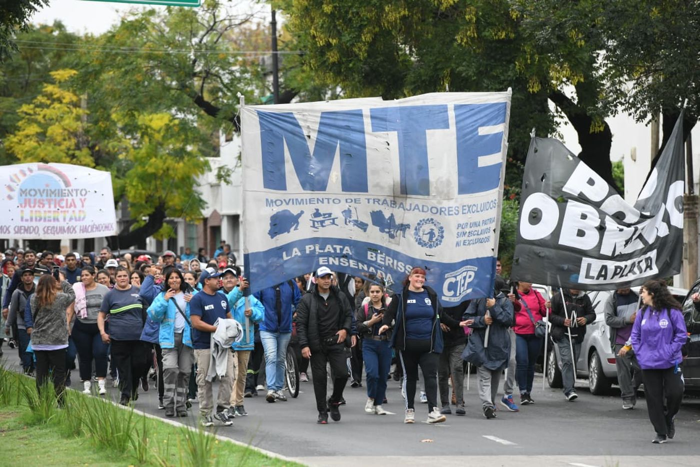 Corte de tránsito en la Autopista La Plata-Buenos Aires (9)