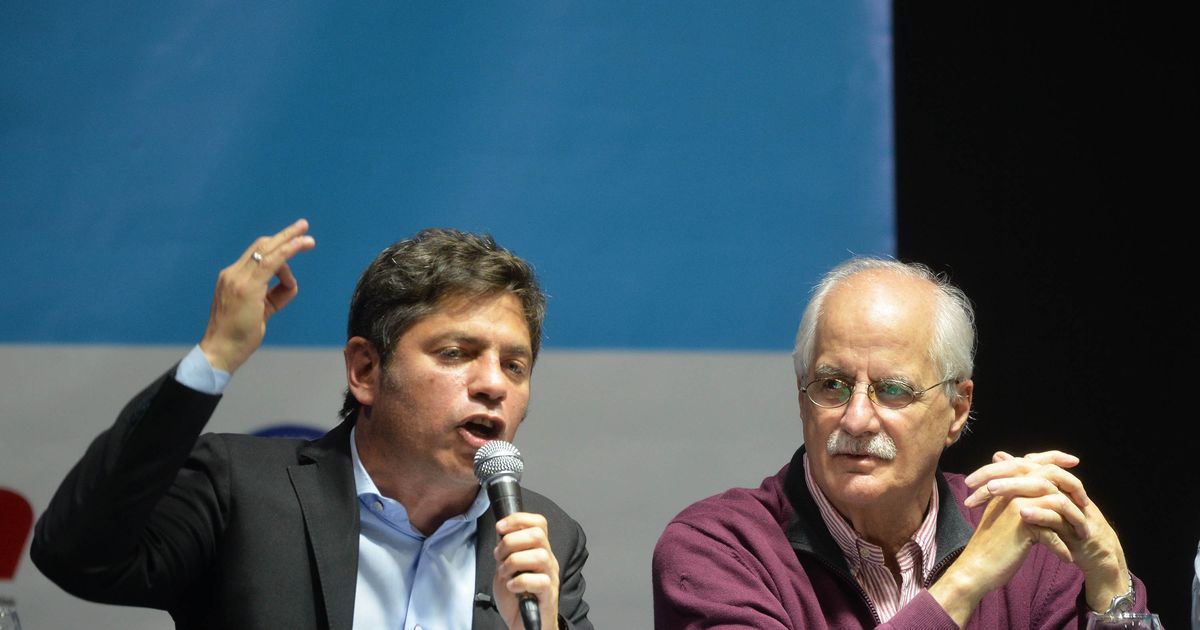 Axel Kicillof encabezó la presentación de la lista de Fuerza Patria en ...