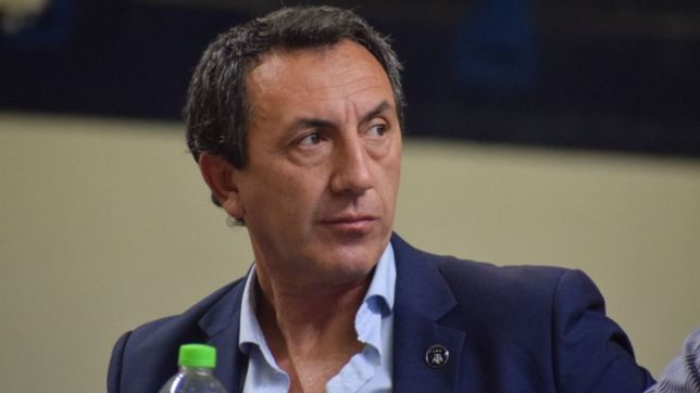 reunion cumbre en gimnasia entre mariano cowen y chirola romero