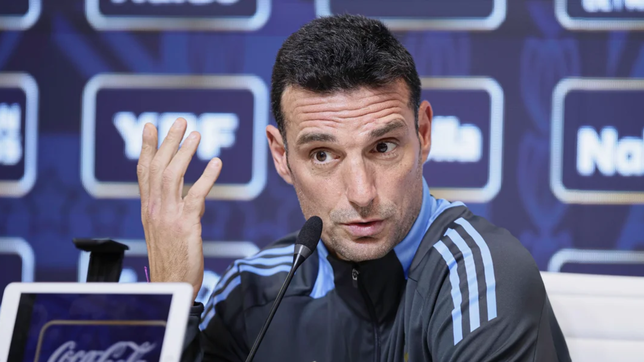 lionel scaloni confirmo la titularidad de lionel messi y valoro la vuelta de un campeon del mundo al pais
