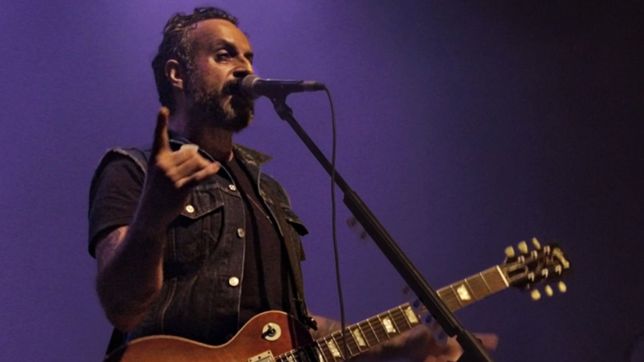 molotov hizo delirar de rock a la plata y fue todo un exito