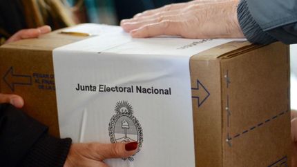 El asqueroso hallazgo dentro de una urna que sorprendió a todo un colegio