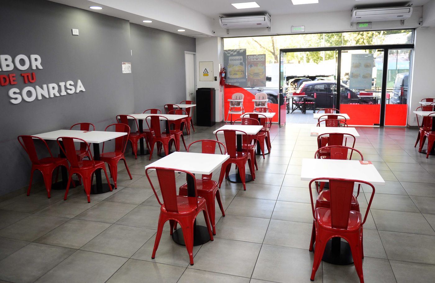 En el local de comidas rápidas Morfi estiman que la caída de las ventas alcanzó el 70%.