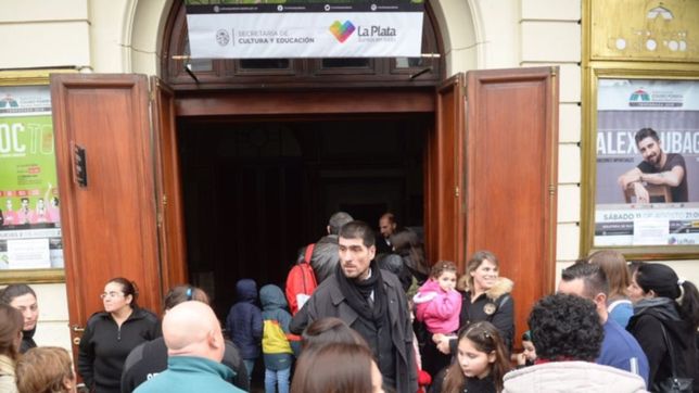 por un corte de edelap, se suspendio otro show del coliseo podesta en plena obra