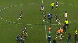 video: asi fue la batalla campal entre los jugadores de gimnasia y universitario video: asi fue la batalla campal entre los jugadores de gimnasia y universitario