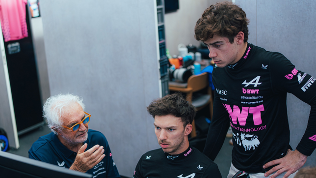 el lamento de colapinto por la diferencia que hay entre los dos alpine