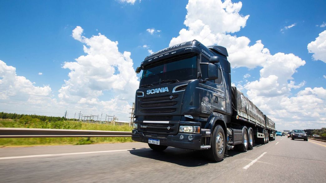 Todas las rutas bonaerenses por las que no pueden circular camiones durante el fin de semana largo