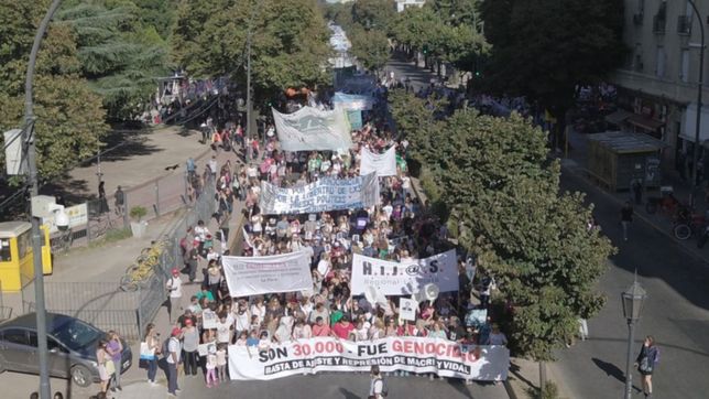video: desde el aire, asi se vivio la marcha a 43 anos del ultimo golpe de estado