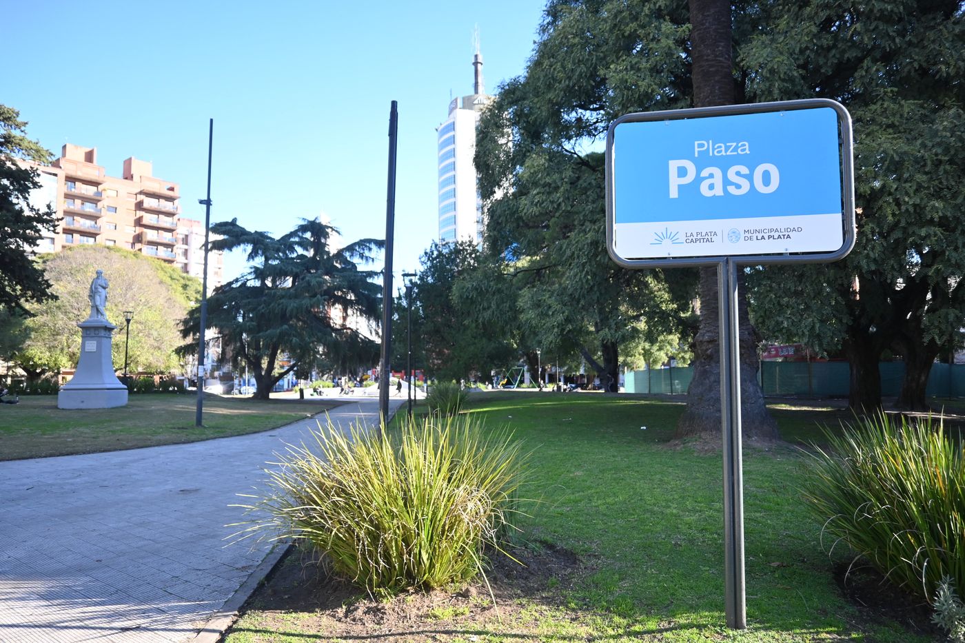 El robo ocurrió en pleno centro de La Plata, en un departamento ubicado a metros de Plaza Paso