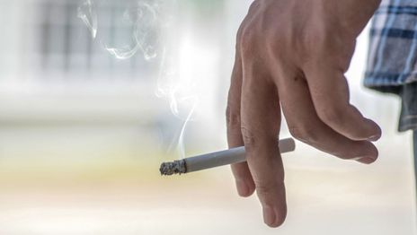 Aumenta el precio de los cigarrillos: ¿cuánto cuesta fumar a partir de este lunes?