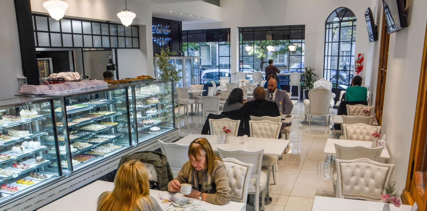 1527941436404.jpg?&cw=1920&ch=950