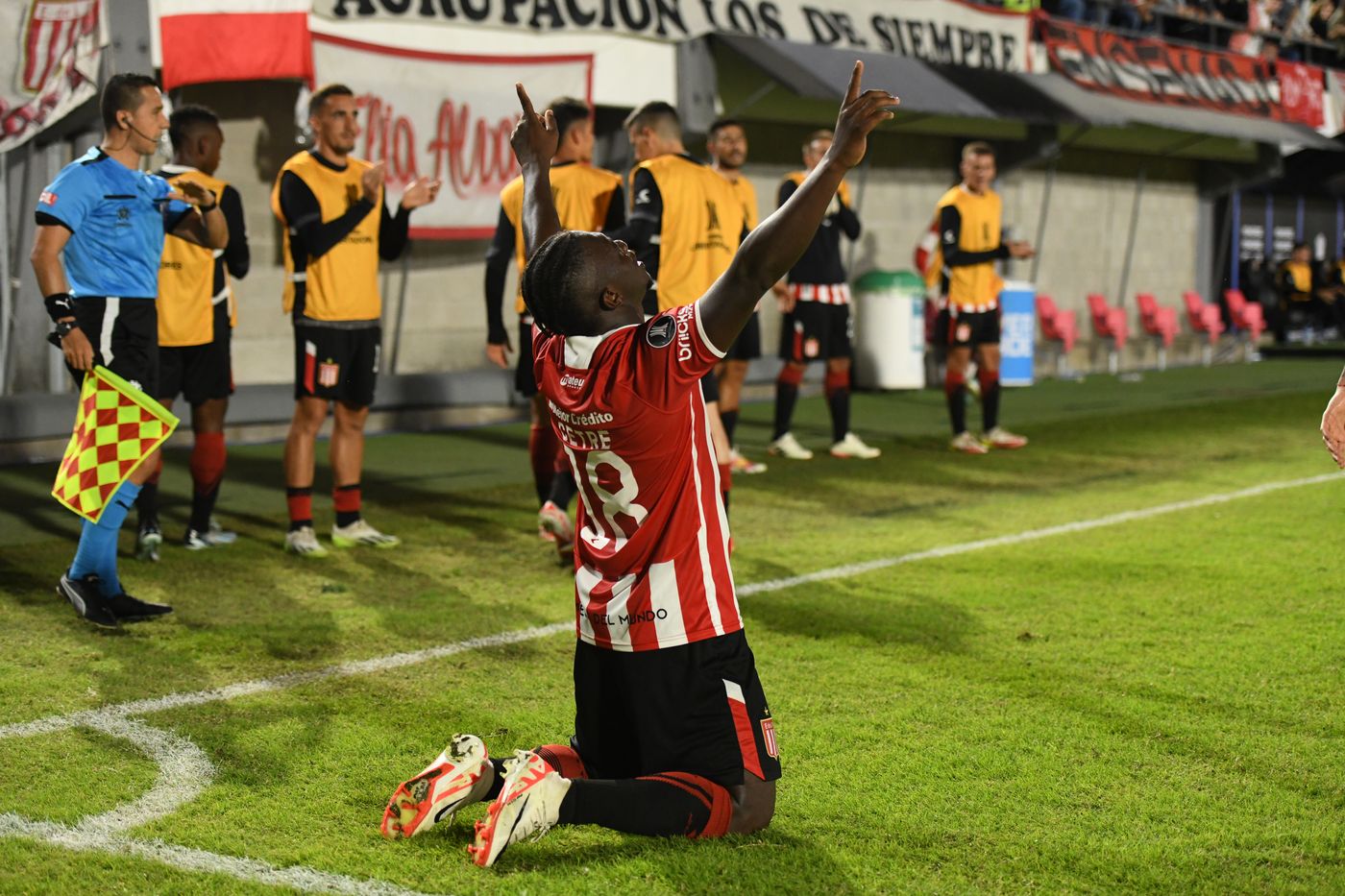 Estudiantes The Strongest Cetré gol.JPG