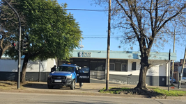 otro ataque a una escuela de la plata: destrozaron puertas y ventanas y robaron notebooks y parlantes otro ataque a una escuela de la plata: destrozaron puertas y ventanas y robaron notebooks y parlantes