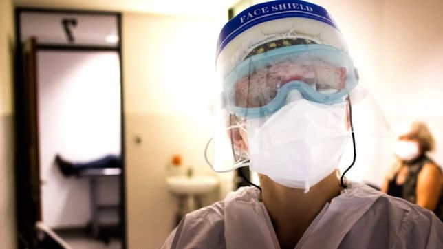 el gobierno bonaerense advierte que en el verano podria haber un rebrote de covid-19