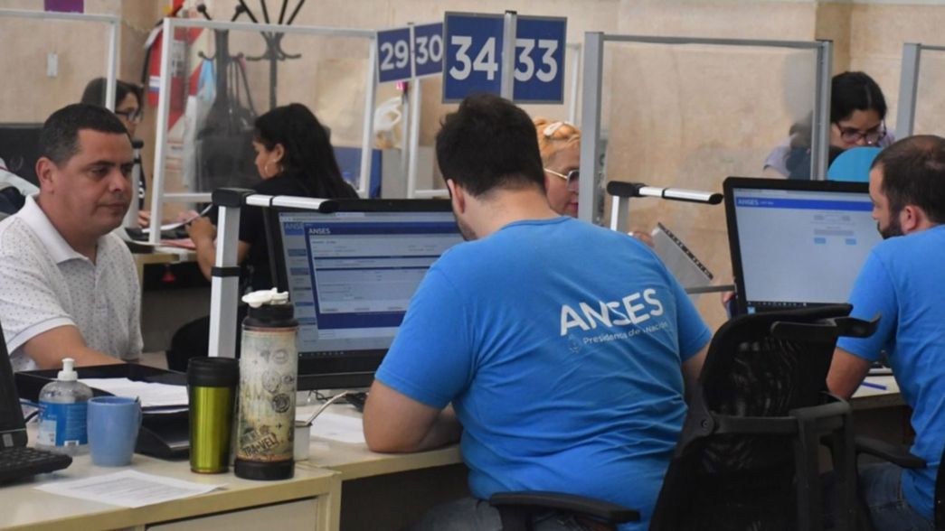 Cuándo cobro ANSES: los pagos de esta semana para jubilados, pensionados, AUH, AUE y más