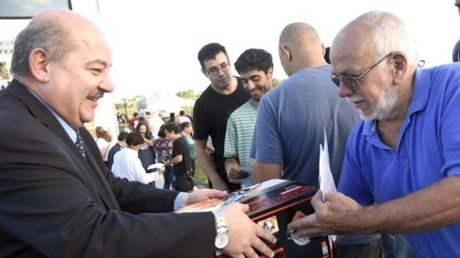 record de egresados en la escuela de oficios de la unlp con mas de 600 recibidos