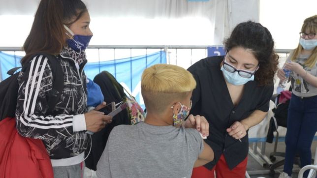 los cuatro motivos de la sociedad de pediatria para vacunar chicos con dosis sinopharm