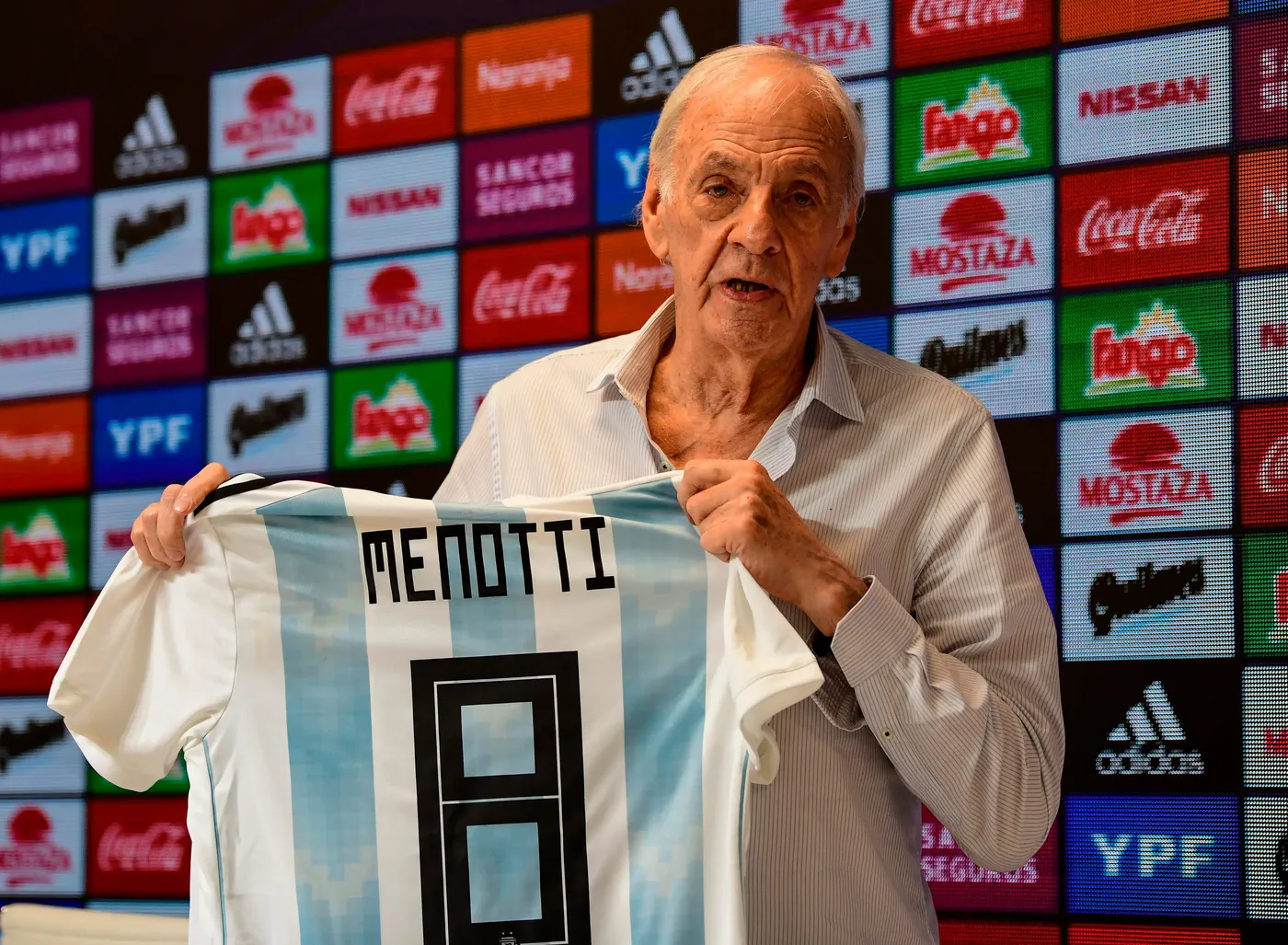 César Luis Menotti (2).webp