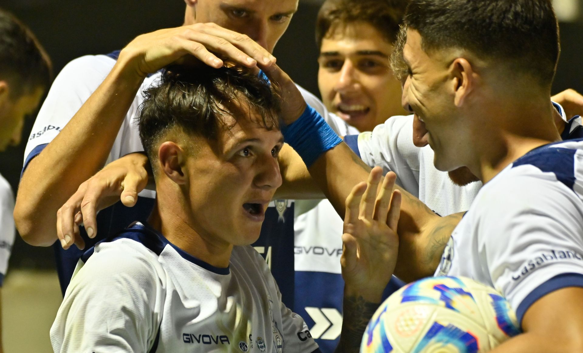 Gimnasia Acassuso Torres festejo gol
