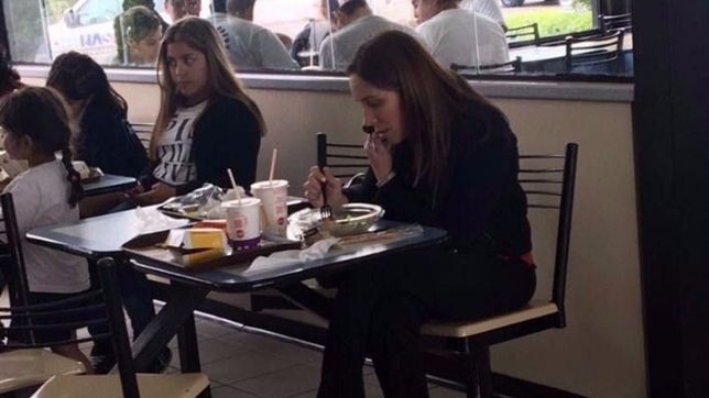 el mcdonalds clausurado, el elegido de vidal para una ensalada casual