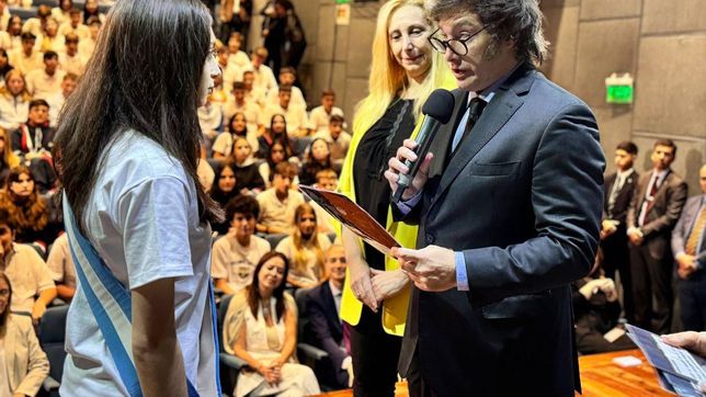 milei dio un discurso descontracturado en una escuela, hablo del aborto y sus leyes anticasta