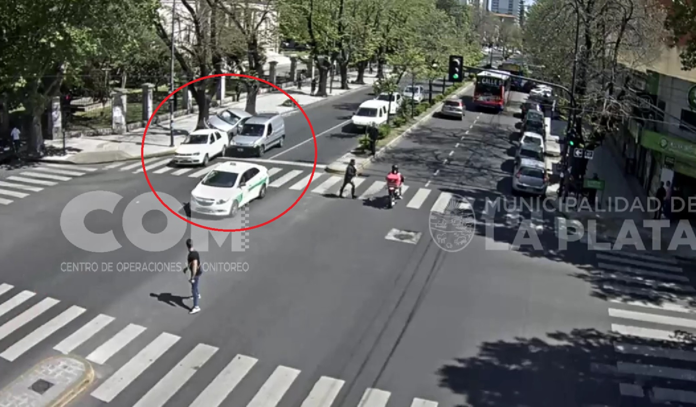 Persecución choque y vuelco en 7 y 57.png