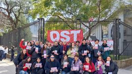 la ost cerro su campana en la plata con fuertes criticas al gobierno de milei