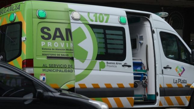 quiso robarle el celular a una mujer, los vecinos lo persiguieron y termino en el hospital
