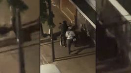 tres hombres robaron una moto en pleno centro de la plata y quedaron filmados
