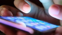 se citaron por redes para la venta de un celular y el comprador se lo termino robando se citaron por redes para la venta de un celular y el comprador se lo termino robando