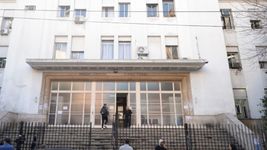una quinceanera reclama a la justicia de la plata que le devuelva los ahorros de su cumpleanos