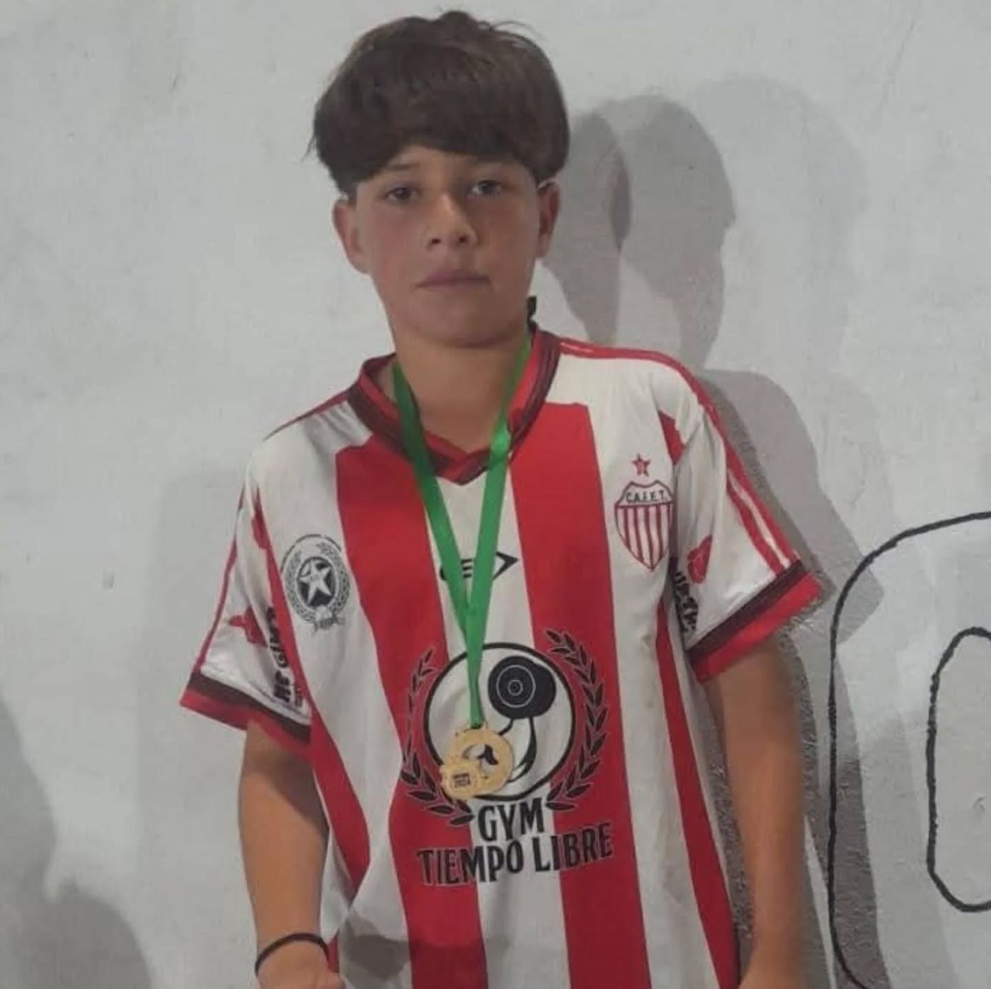 Ayrton Montivero tiene 12 años y creció futbolísticamente en Estudiantes El Tala.