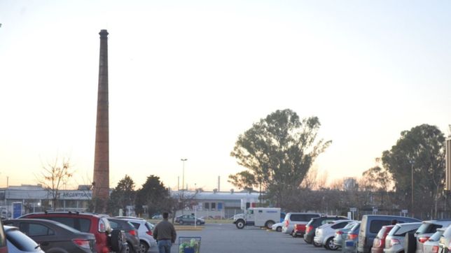 no cumpliras: la ordenanza que violan los hipermercados de la plata desde hace dos decadas