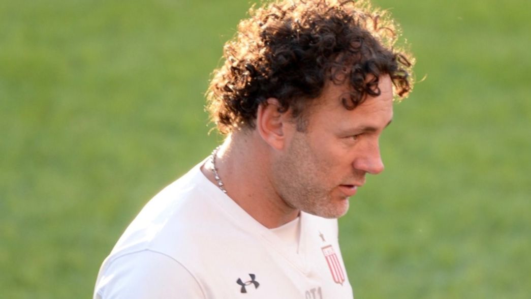 Gabriel Milito habló tras el empate de Estudiantes con Newells: Nos faltó precisión y acercarnos al arco rival