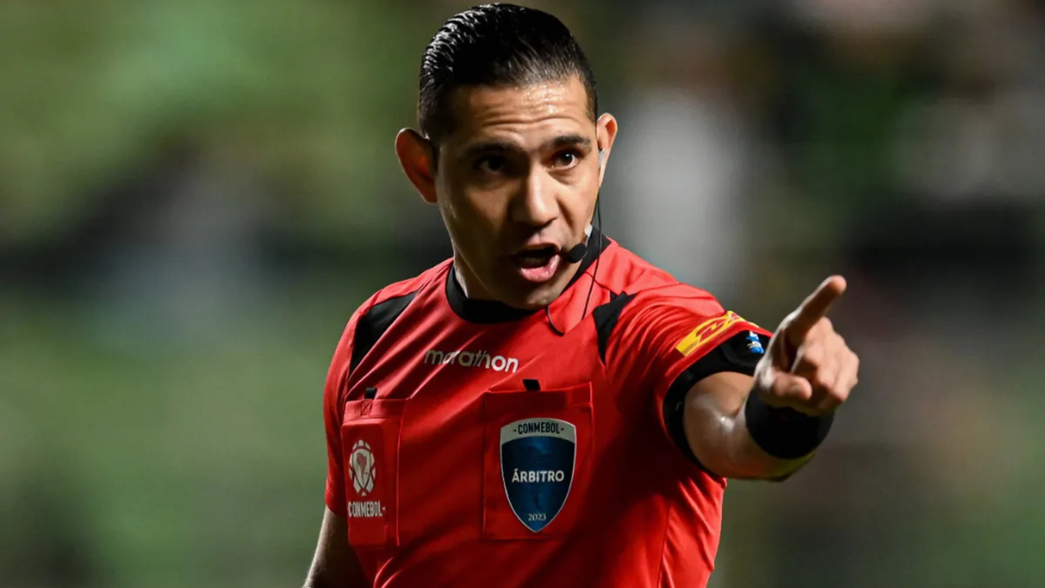 Estudiantes tiene confirmada la terna arbitral para la visita a Cusco FC