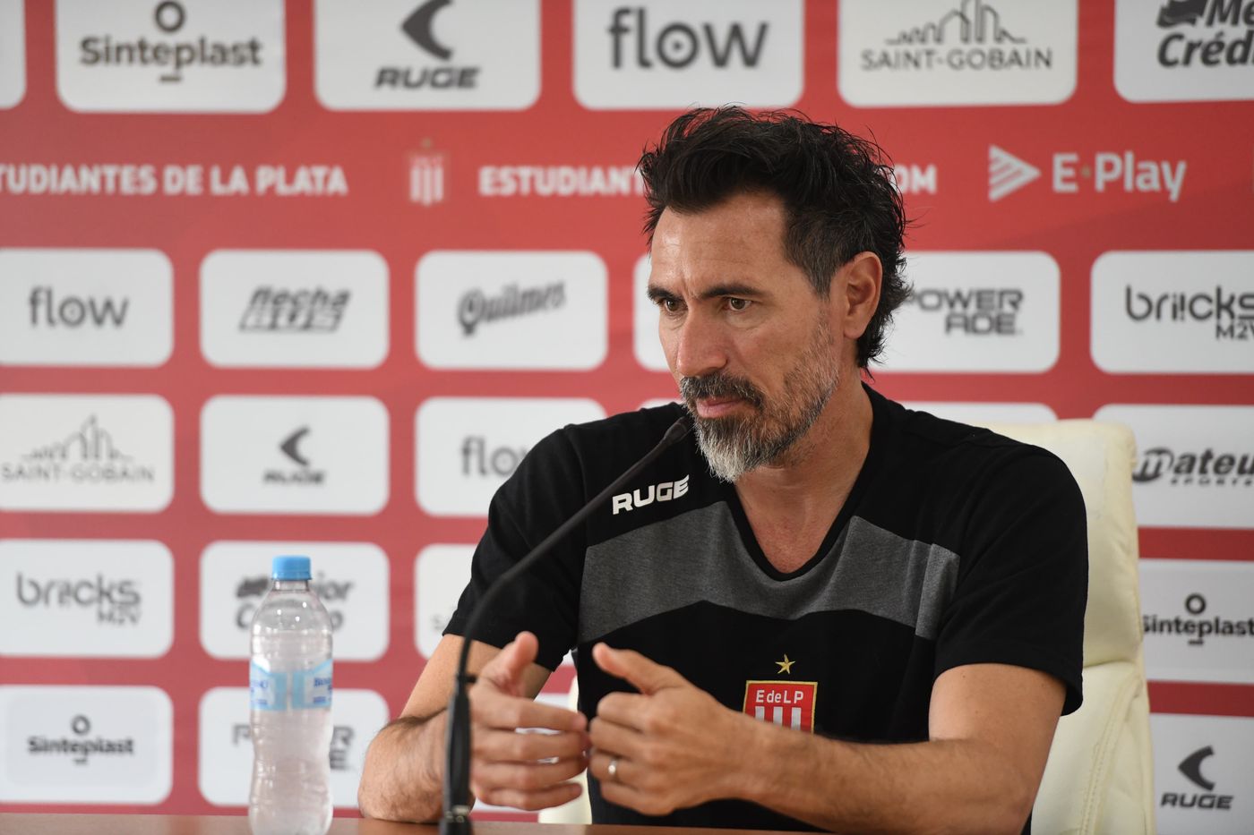 Dominguez conferencia 4.jpeg