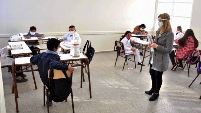 este viernes abren los concursos online para cargos docentes en la provincia