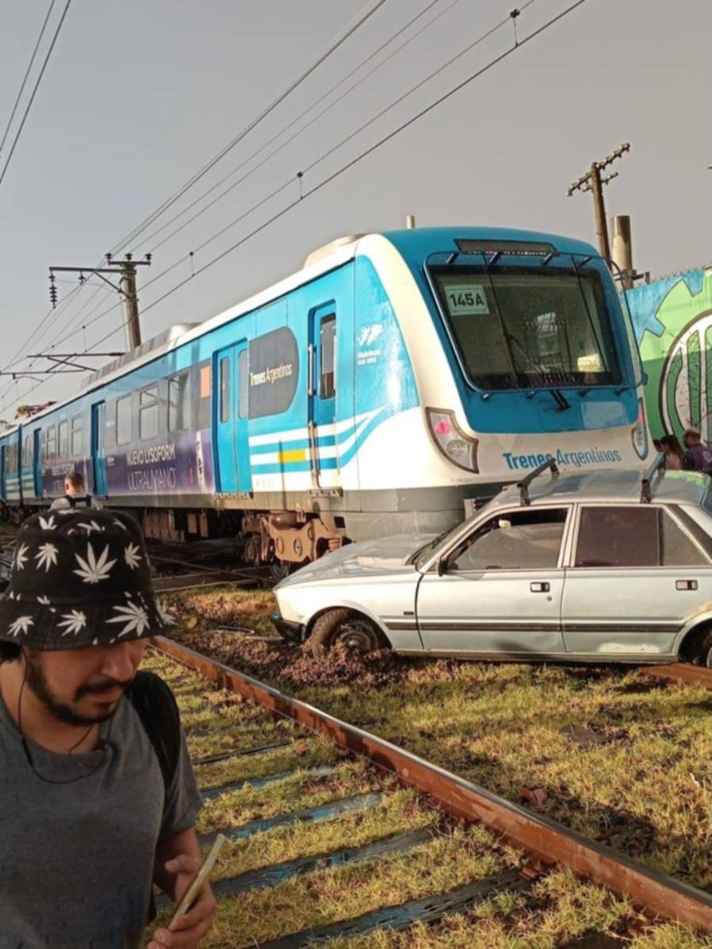 Hay demoras en el tren Roca a la altura de Quilmes por un accidente en las vías