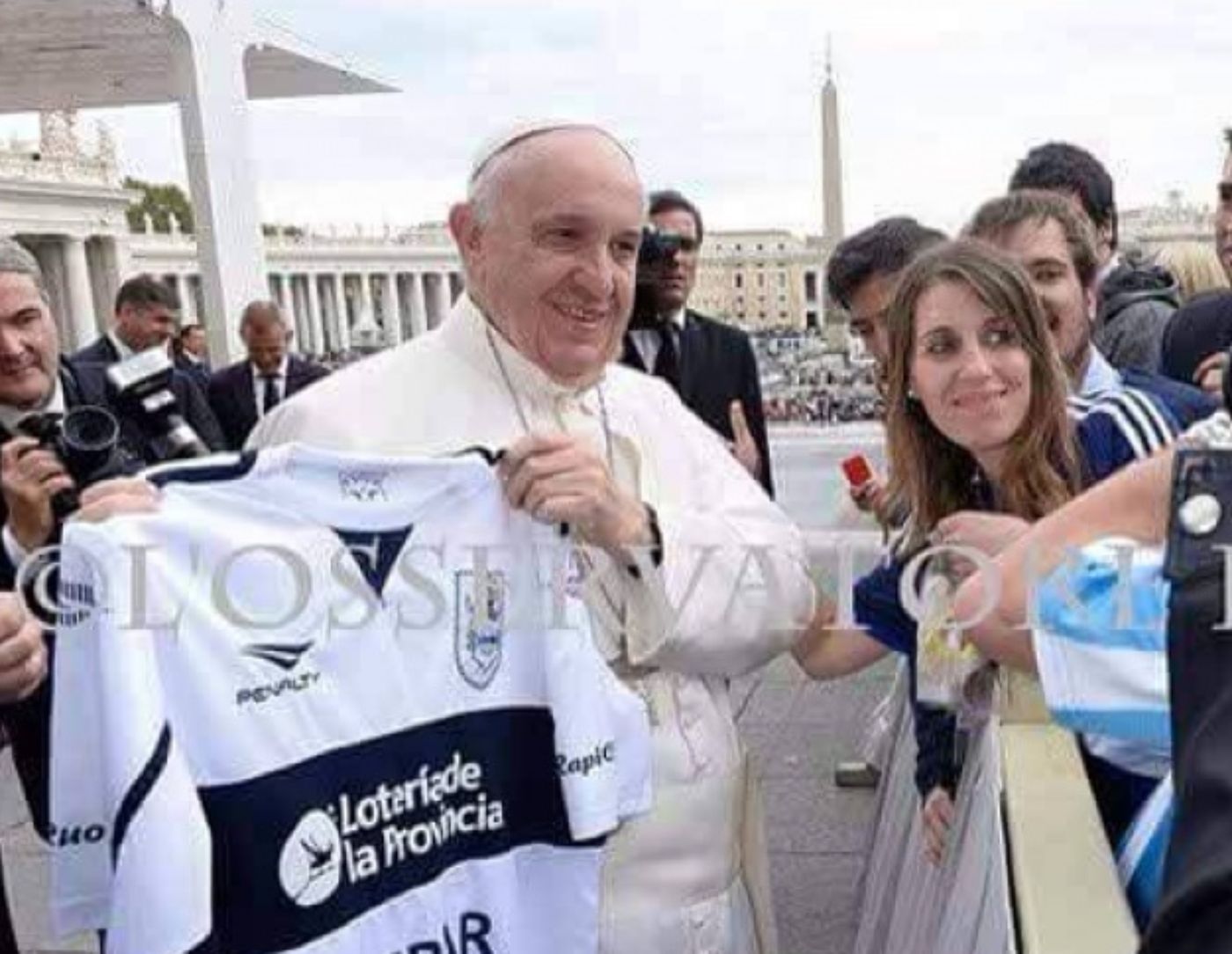 papa Francisco Gimnasia.jpg
