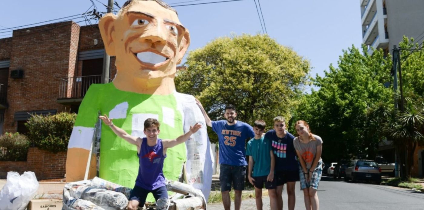 Muñeco de 10 y 40 Dibu Martínez